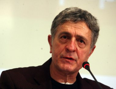 Σ.Κούλογλου: Αυτό που κάνει ο Γ.Βαρουφάκης είναι «εξαιρετικά ανήθικο»